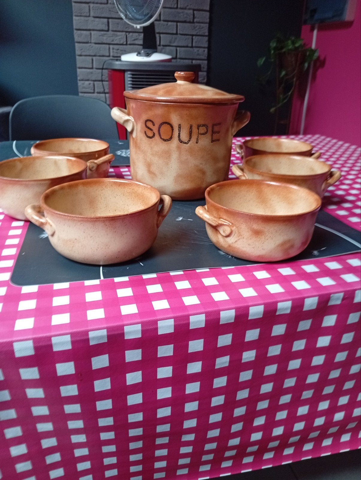 Vintage soepset van steengoed met volledige service, Antiek en Kunst