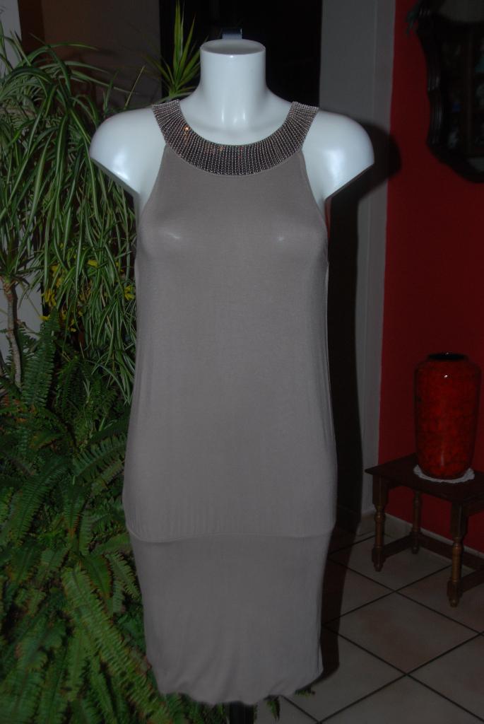 T36 taupe bruine avondjurk met lovertjes Zeer goede staat!, Kleding | Dames, Rougegorge, Bruin, Ophalen of Verzenden, Zo goed als nieuw