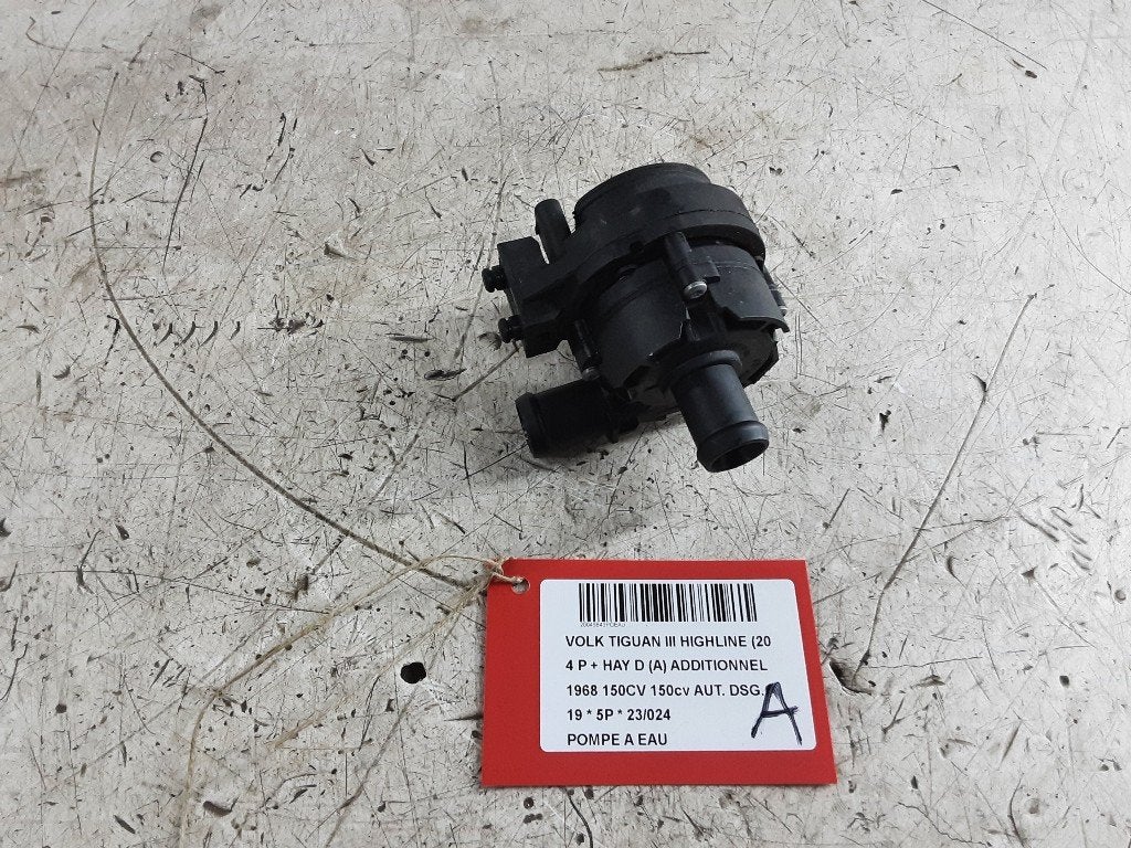 POMPE A EAU Volkswagen Tiguan (AD1) (5G0965567), Volkswagen, Mevr. I. Hauben, Utilisé, Rue de l'Espoir 34 34
4030  GRIVEGNÉE, BE