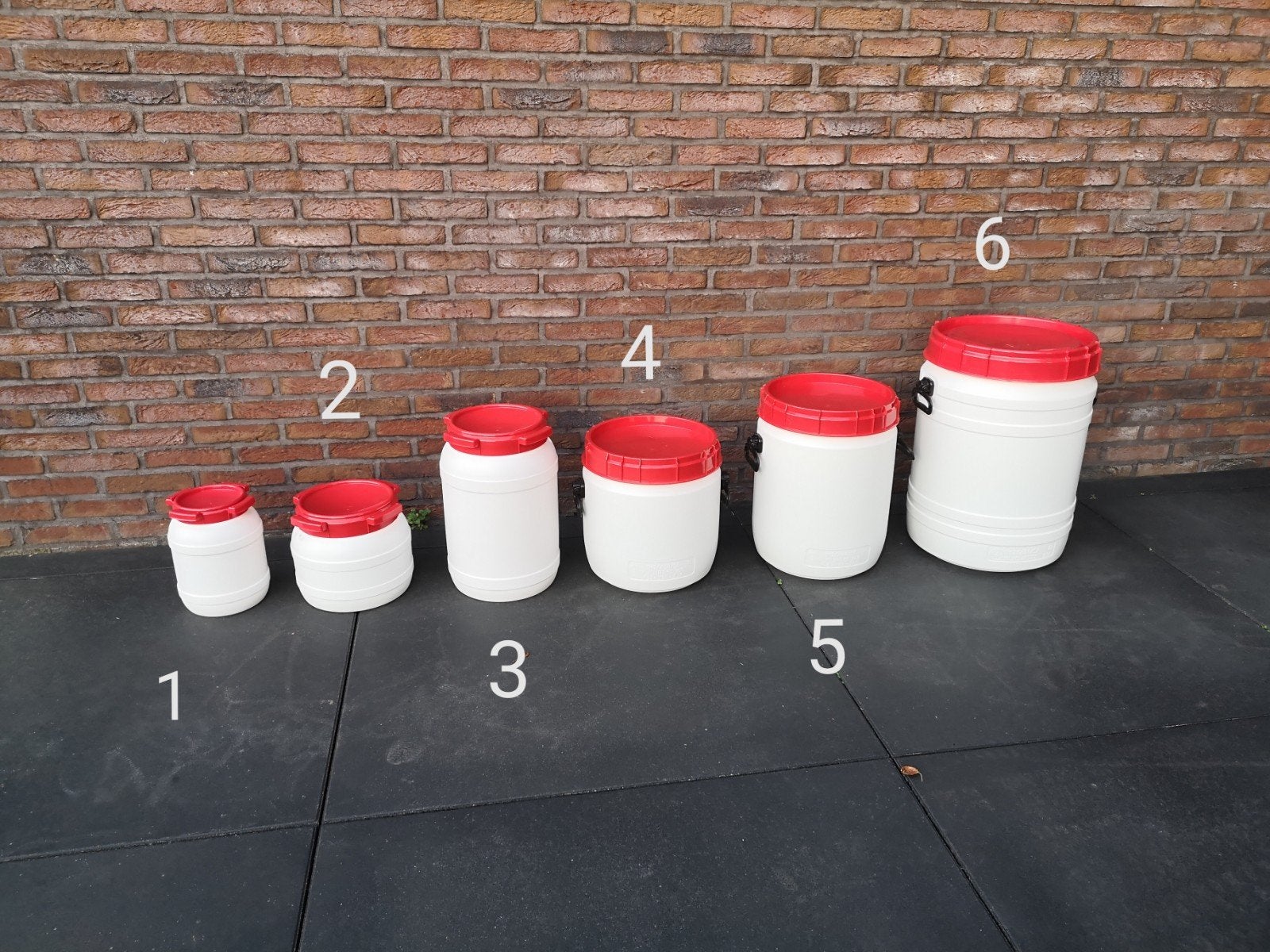 Curtec vaten/tonnen, Minder dan 75 liter, Ophalen, Nieuw, Kunststof