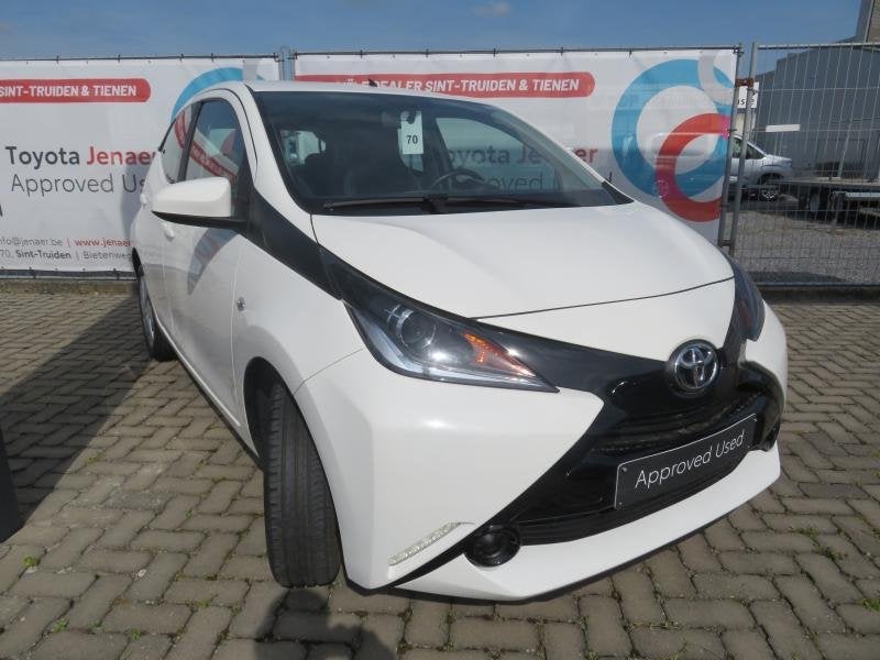 Toyota Aygo x-play, 0 pk, 0 kW, Wit, Handgeschakeld
