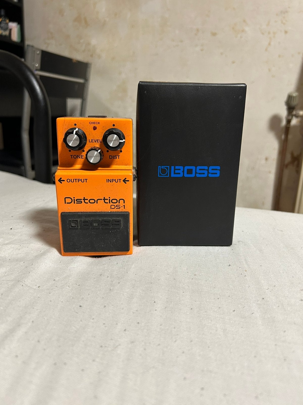 Boss DS-1 Distortion (comme neuve), Musique & Instruments, Effets, Enlèvement, Comme neuf