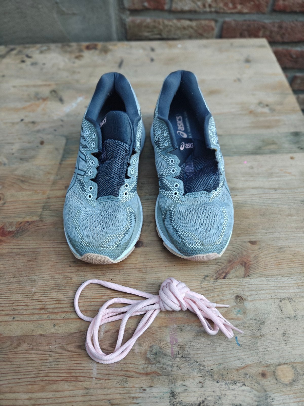 Asics GEL-Nimbus 20 Maat 37, Ophalen