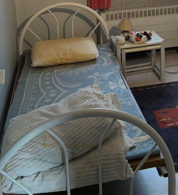 enkel bed, Huis en Inrichting, Ophalen, Zo goed als nieuw, Wit, Modern