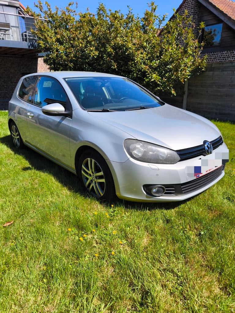 Golf 6 gris métal 3 portes en excellent état., Achat, Boîte manuelle, Noir, 5 places