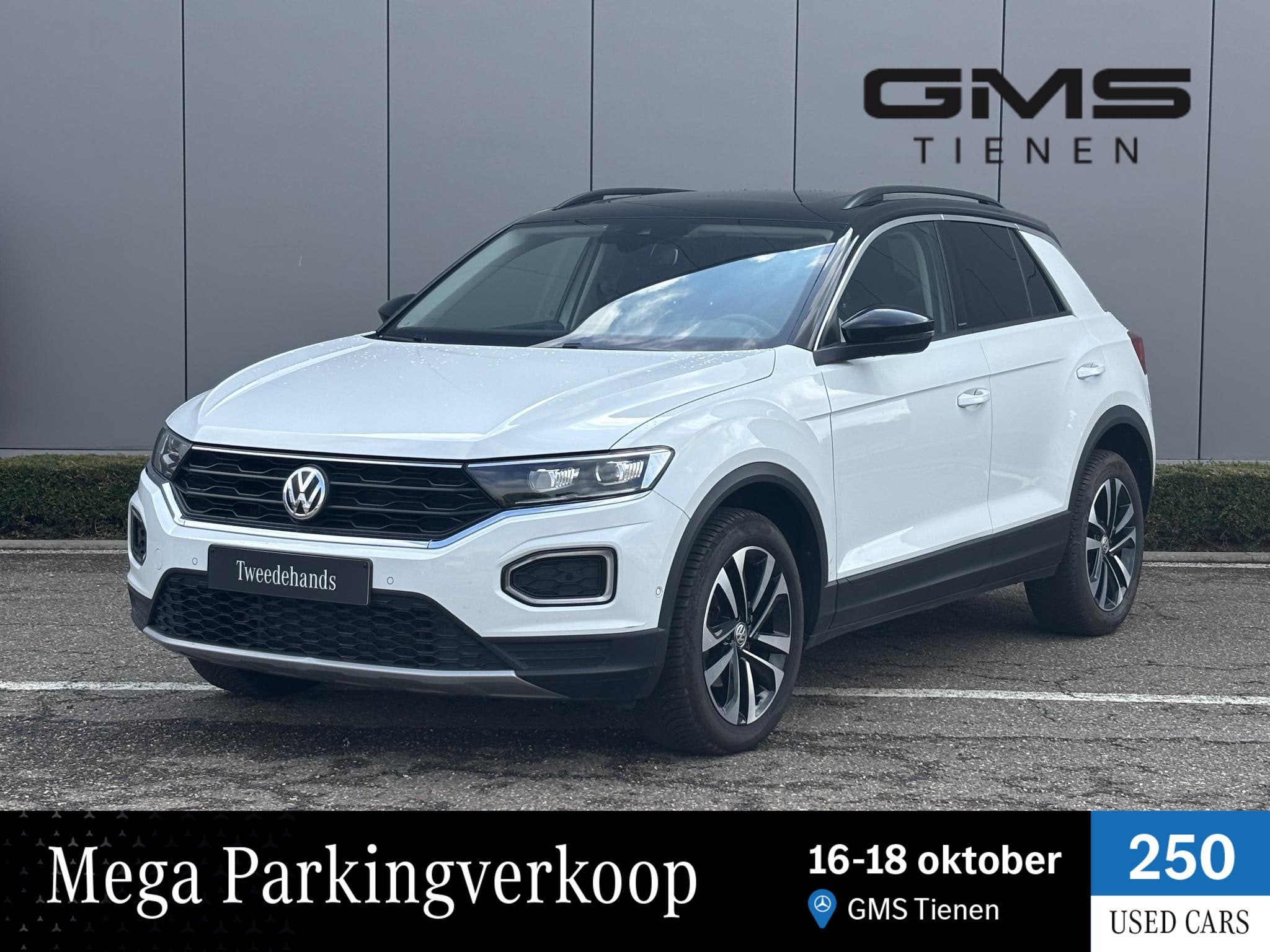 Volkswagen T-Roc 1.0 TSI Style, Auto's, Voorwielaandrijving, Stof, Gebruikt, https://public.car-pass.be/vhr/2fe1b6a6-4c80-496d-87ac-c82405800303
