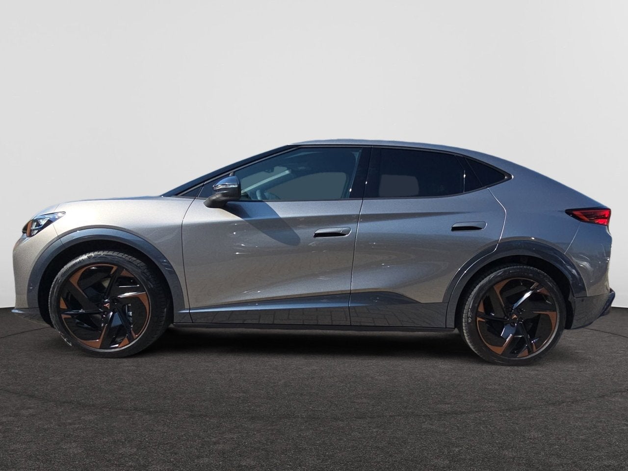 Cupra Tavascan 250/82 E1A, Autos, Achat, Volant multifonction, Autres couleurs, 1 g/km