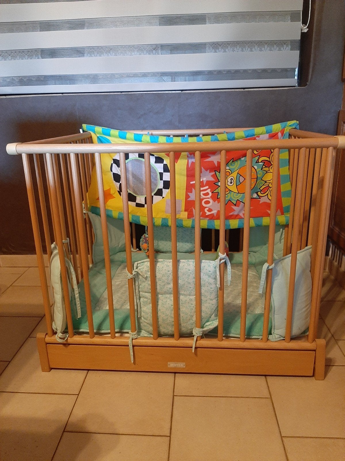 Parc en bois, Enfants & Bébés, Enlèvement, Utilisé, Tapis de parc
