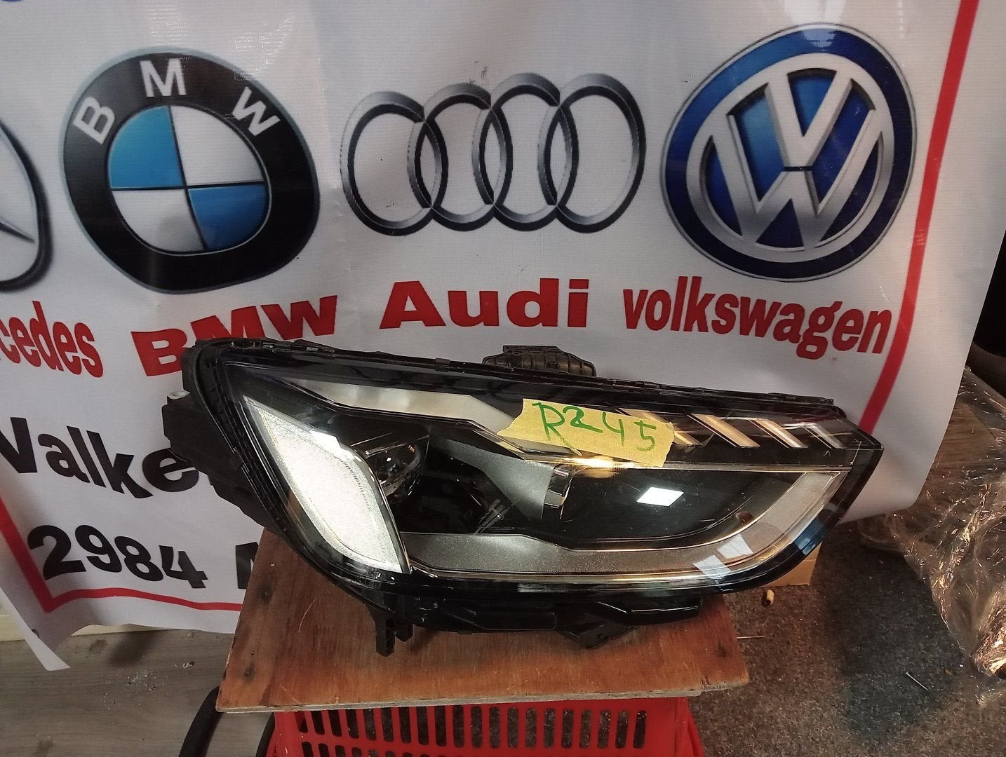 Audi A4 8W Facelift Koplamp VOLLED Rechts 8W0941034D, Gebruikt, -, -, -
