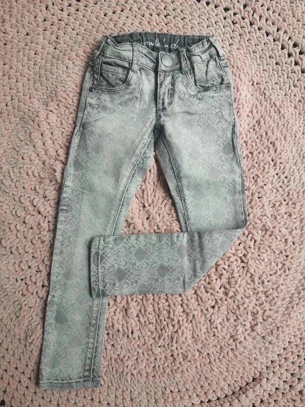 Tumble 'n dry skinny broek, Kinderen en Baby's, Kinderkleding | Maat 110, Broek, Meisje, Ophalen of Verzenden, Zo goed als nieuw