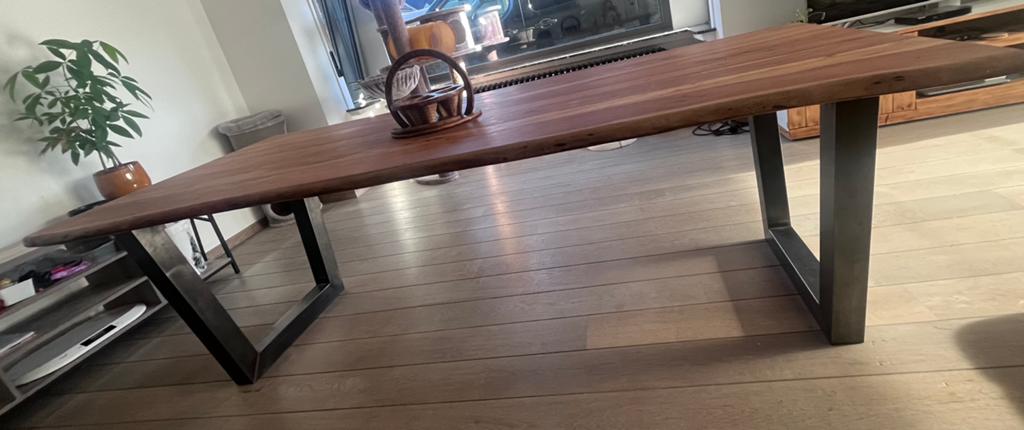 Grote Eettafel massief acaciahout, Ophalen, Zo goed als nieuw