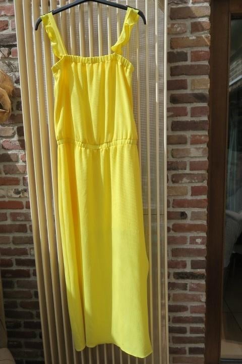 Kleedje nieuw geel afneembare schouderbandjes Senso mt 42, Kleding | Dames, Jurken, Senso, Geel, Maat 42/44 (L), Nieuw
