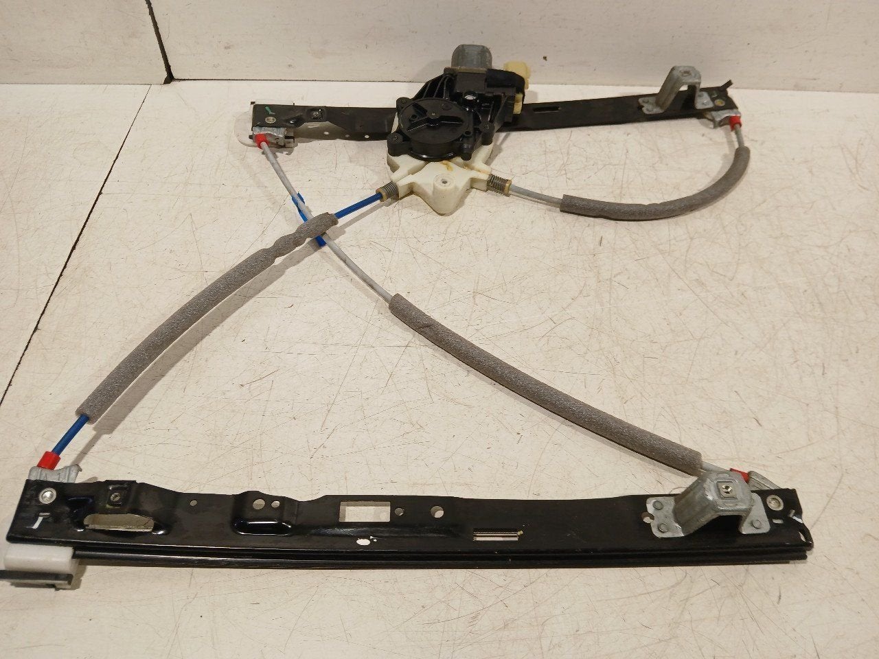 Raammechaniek elektrisch links voor Ford B-Max, Onderdelen@venauto.nl, Van der Ven Autorecycling B.V., Gebruikt, Ettenseweg 76, 4706 PB Roosendaal, The Netherlands