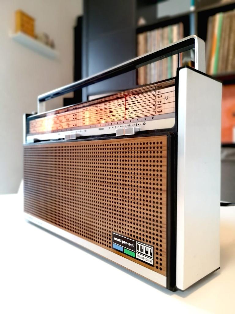 Itt Touring International 104, Audio, Tv en Foto, Radio's, Ophalen, Zo goed als nieuw, Radio