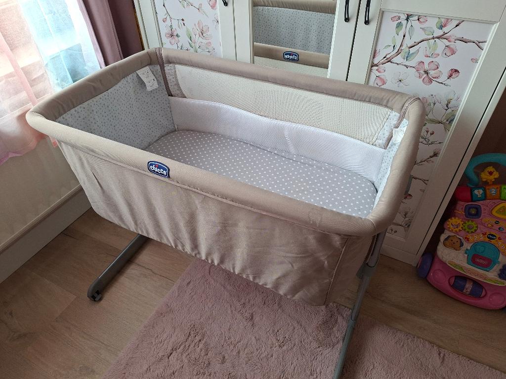 Chicco next to me, klamboehoes,4 lakens & 3matrasbeschermers, Kinderen en Baby's, Ophalen, Zo goed als nieuw, Minder dan 140 cm