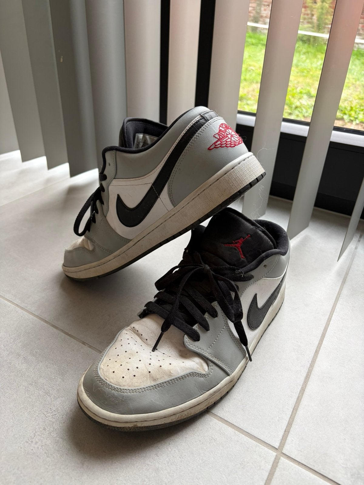 Air Jordan 1 low, Ophalen, Overige kleuren, Sneakers, Gedragen