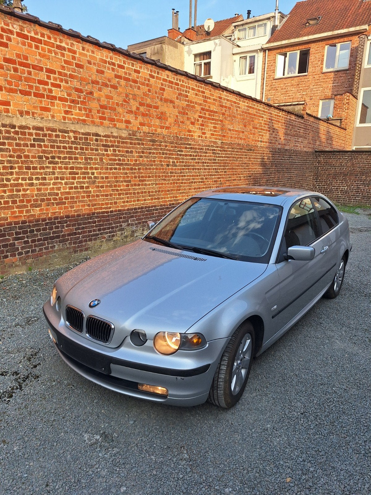 Bmw 316 ti de2004 euro 4 très bon état propre 176.000km, Autos, Achat, Boîte manuelle, Particulier, Euro 4