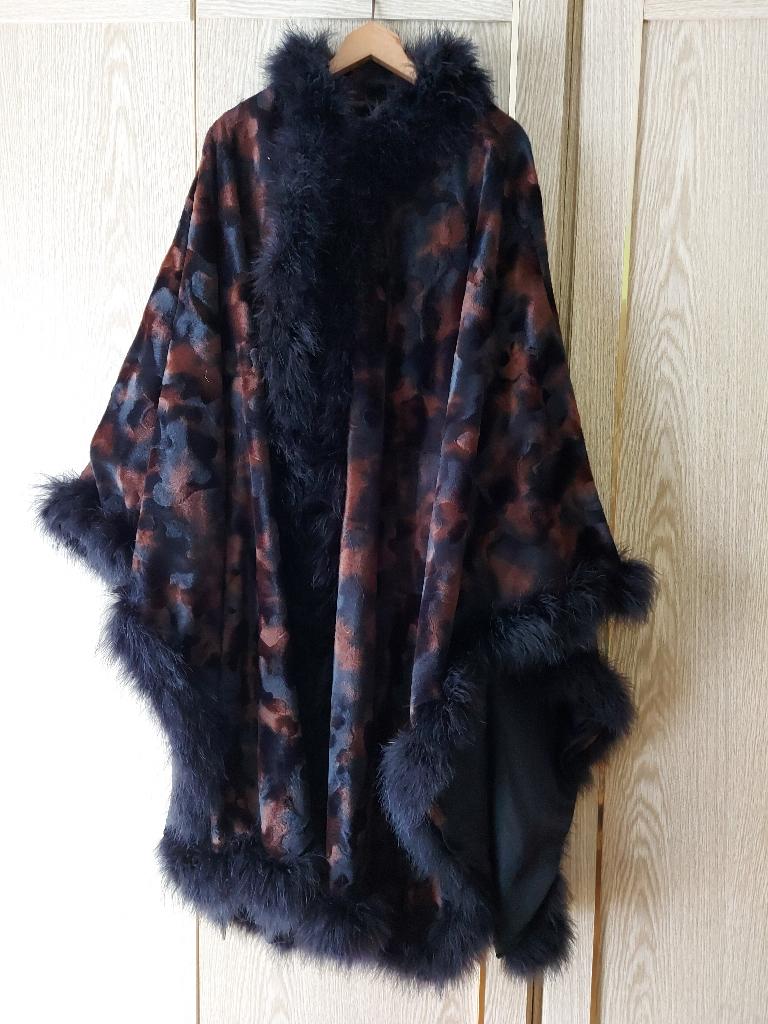 PONCHO / JAS, Ophalen, Gedragen, Zwart