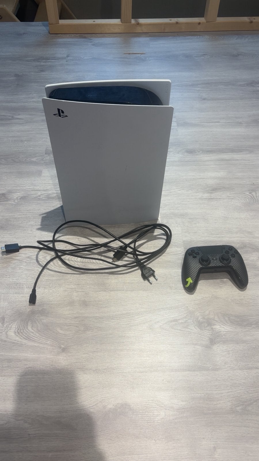 Ps5 avec mannete a pallette, Enlèvement ou Envoi, Comme neuf, Autres genres, Online