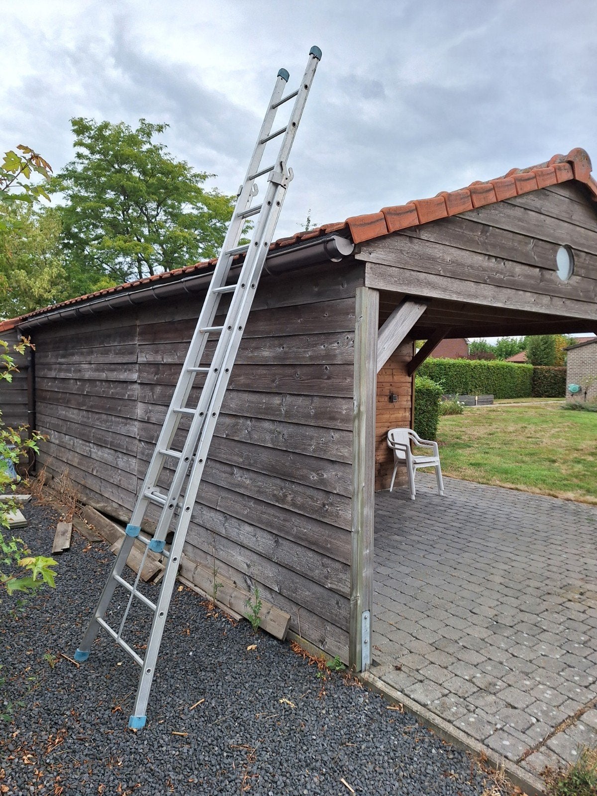 aluminium uitschuifbare ladder, Doe-het-zelf en Bouw, Ladders en Trappen, Ophalen, Gebruikt, Ladder, 4 meter of meer