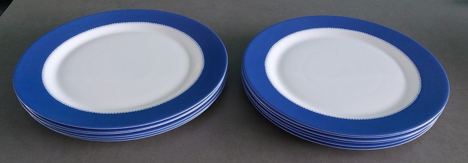 12 Arcopal grote witte platte borden met donkerblauwe rand, Ophalen, Zo goed als nieuw, Glas, Bord(en)