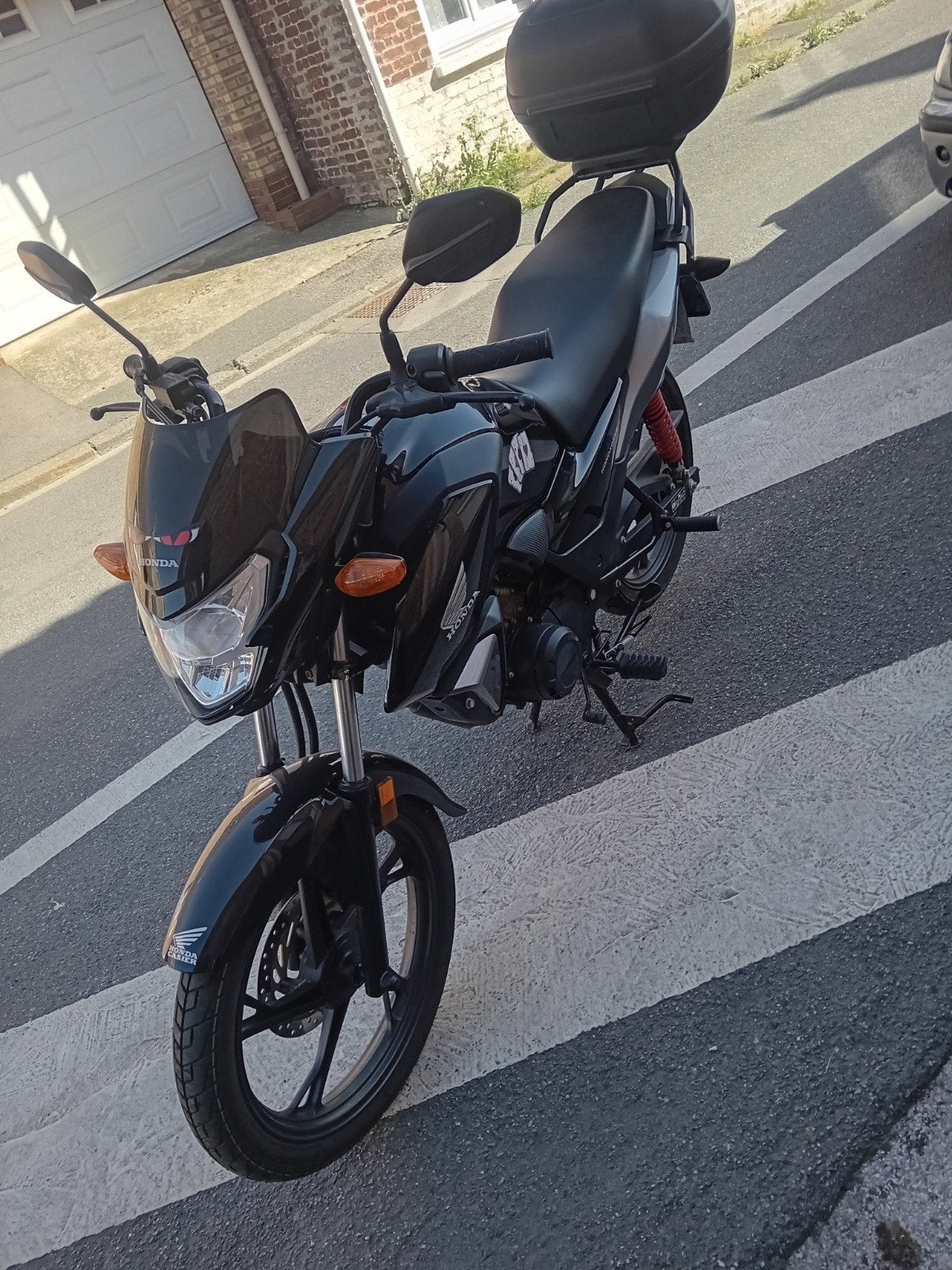 Honda cbf 125cc, Particulier, Neuf