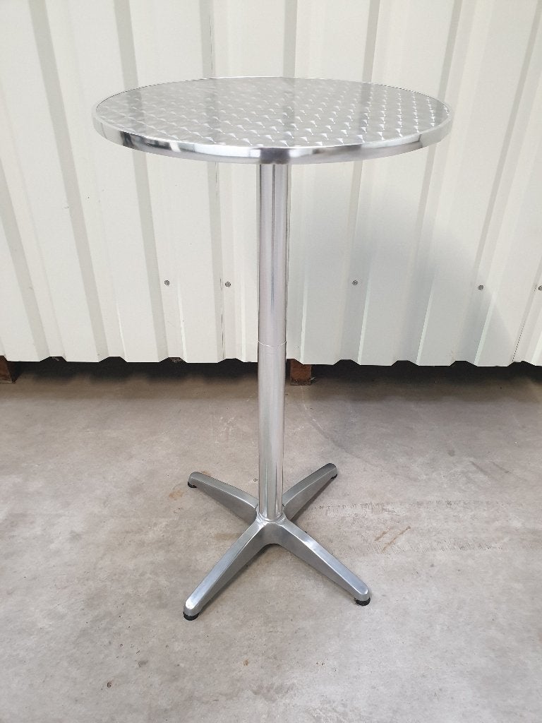 Aluminium statafel. Het kan geleverd worden., Enlèvement, Comme neuf
