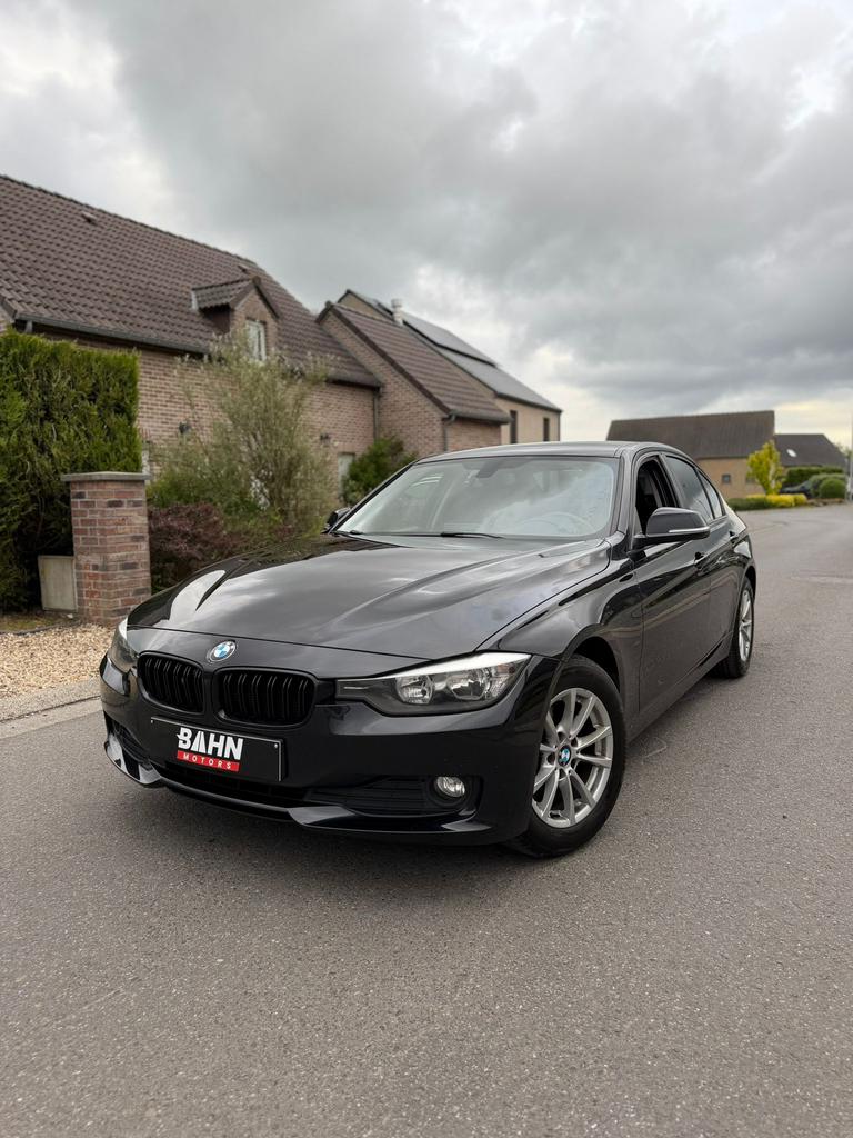 BMW 3-serie, Auto's, BMW, Euro 5, Zwart, Bedrijf, 5 deurs