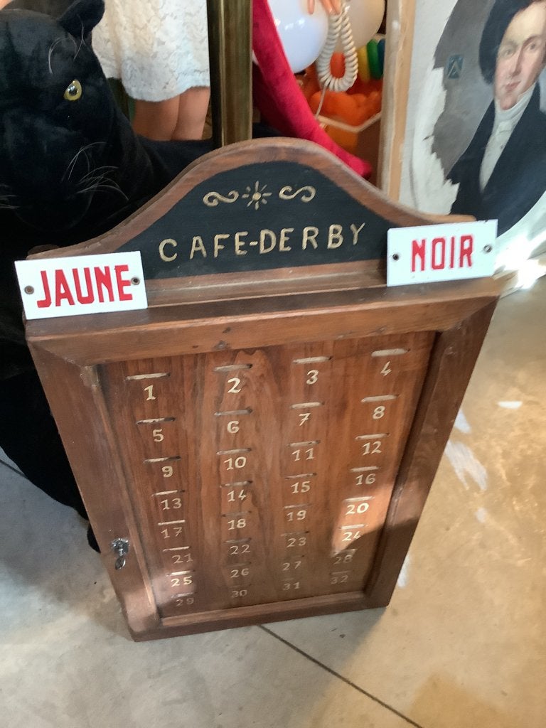 Bruine Café Derby spaarkast, Antiek en Kunst, Ophalen