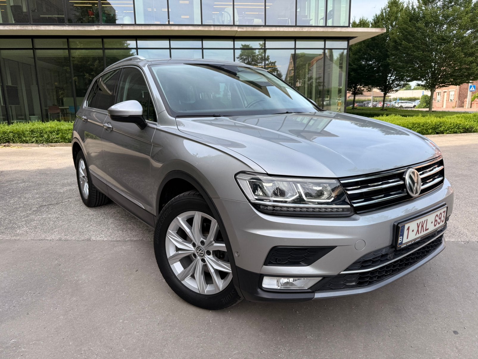 VOLKSWAGEN TIGUAN 4 MOTION, Automaat, 110 kW, Leder, Vierwielaandrijving