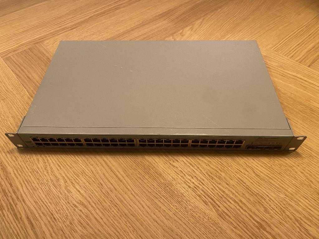 Allied Telesis GS950/48 switch, Computers en Software, Netwerk switches, Ophalen, Gebruikt