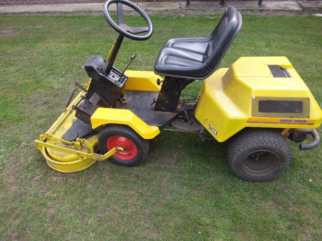 stiga, Fonction de mulching, 120 cm ou plus, Enlèvement, Utilisé