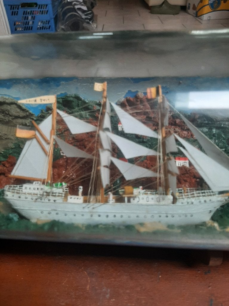 Boot in fles, Enlèvement