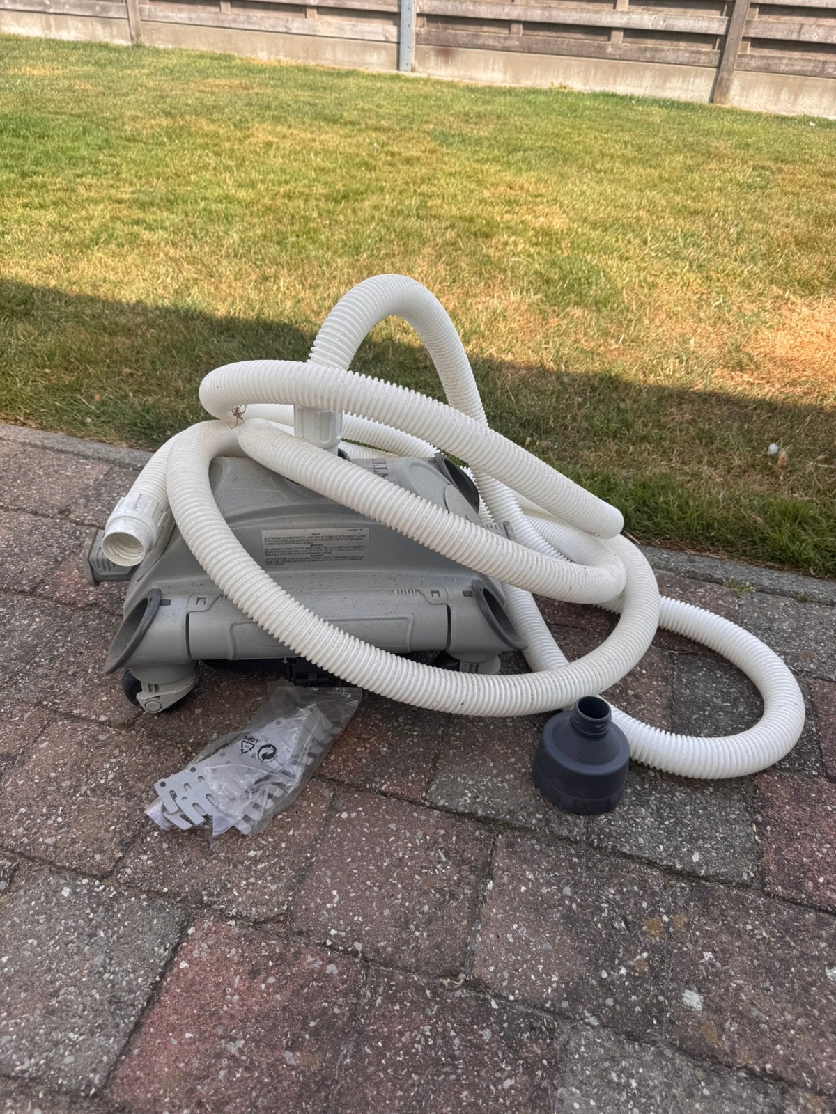 Intex zwembad robot, Tuin en Terras, Zwembad-toebehoren, Ophalen, Zo goed als nieuw