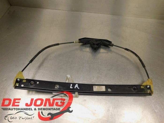 Mécanique vitre 4portes arrière gauche d'un Skoda Octavia, -, 3 mois de garantie, Utilisé, Skoda