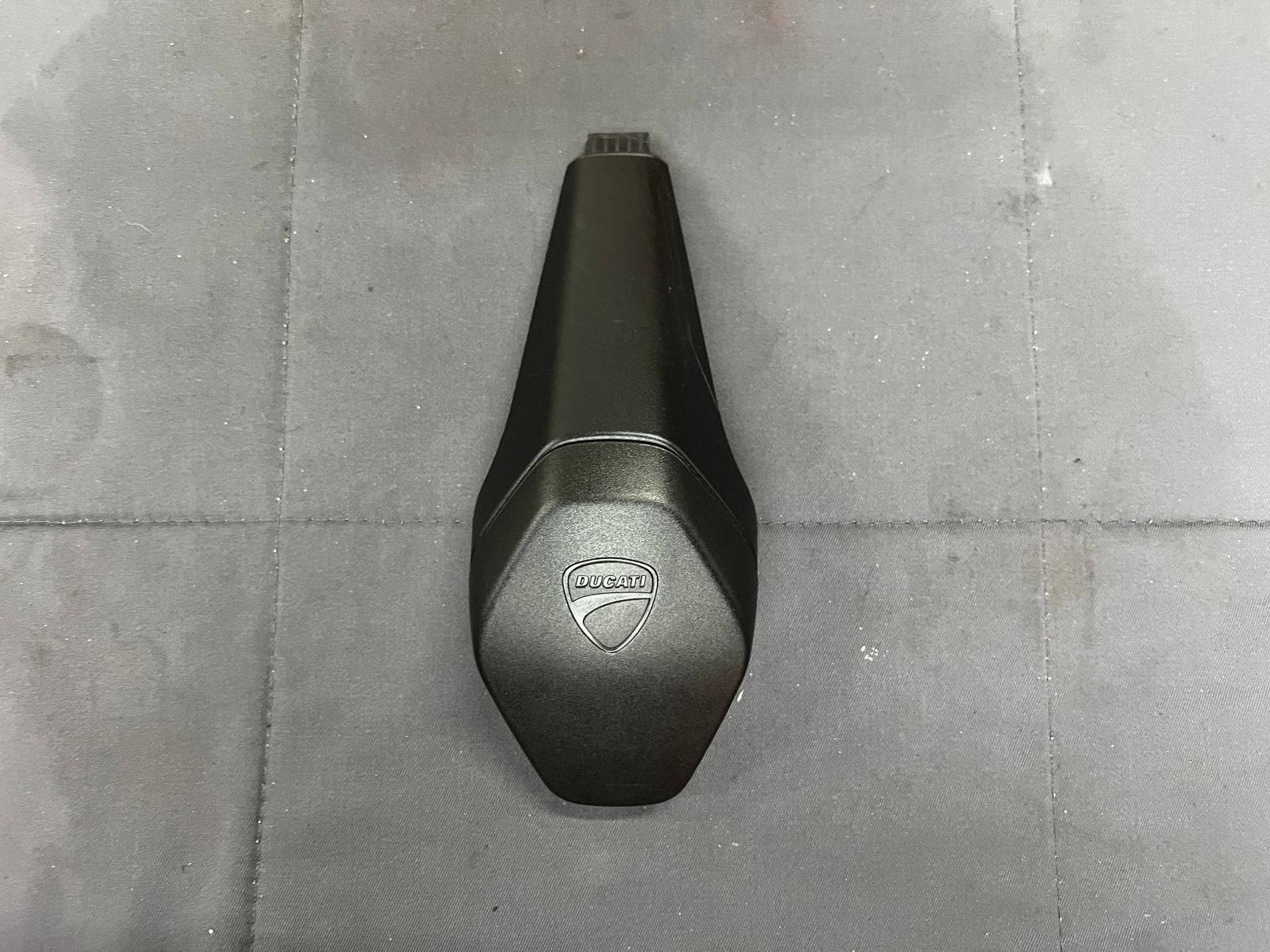 Cache selle ducati panigale, Enlèvement ou Envoi, Neuf