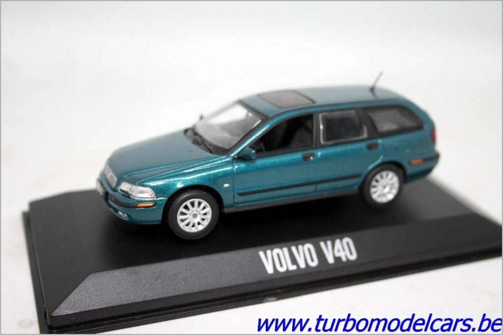 Volvo V40 1/43 Minichamps, Ophalen of Verzenden, Zo goed als nieuw, Auto, MiniChamps