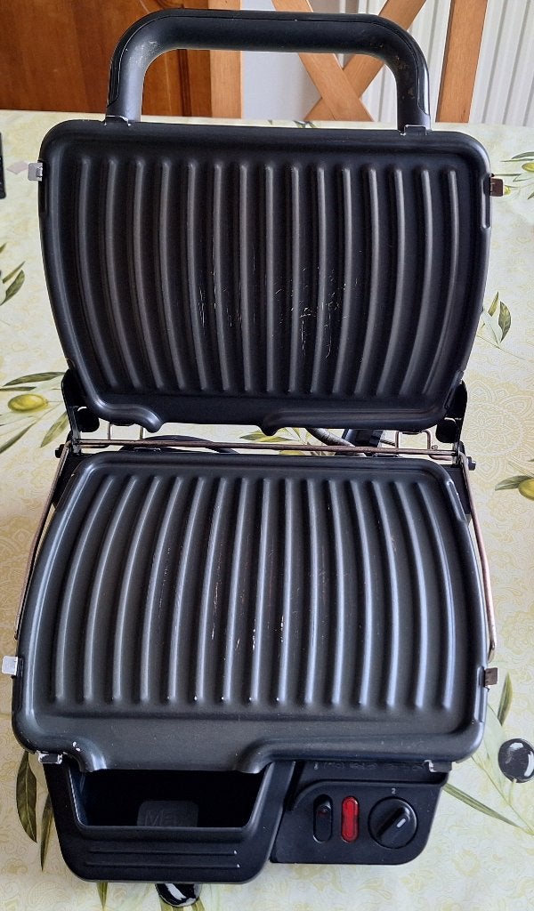 Tefal Grill Ultracompact + 4 nieuwe borden, Ophalen of Verzenden, Uitneembare platen, Gebruikt