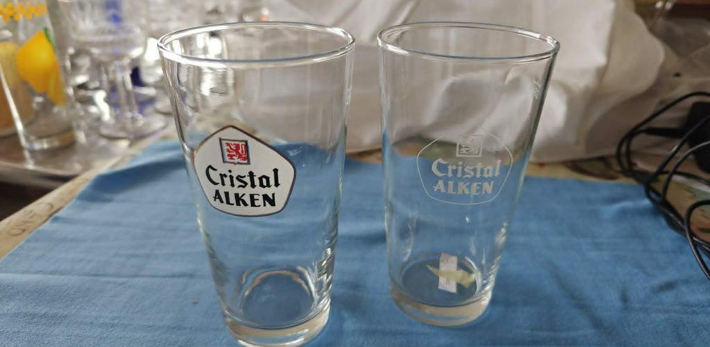 Glazen bier Cristal 2 veschillende 25 cl, Verzamelen, Ophalen of Verzenden, Zo goed als nieuw, Bierglas