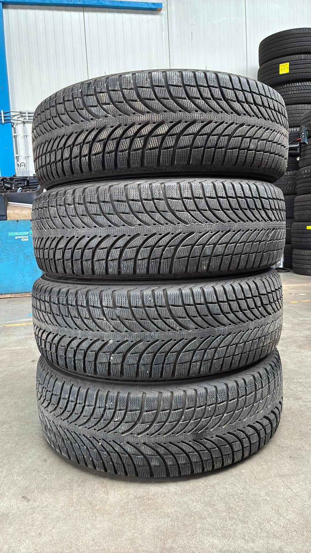 2356517 235/65/17 235/65R17 winterbanden Michelin, Ophalen
