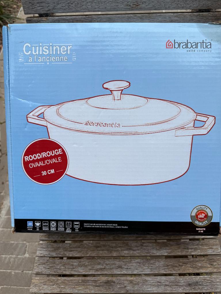 Brabantia ovalen gietijzeren braadpan 30cm, Huis en Inrichting, Keuken | Potten en Pannen, Ophalen, Gietijzer, Nieuw, Keramische plaat