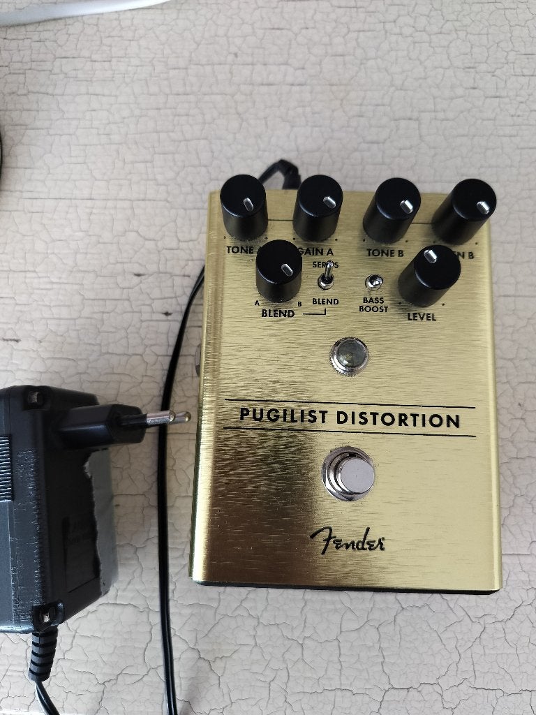 pugilist distortion, Muziek en Instrumenten, Ophalen, Zo goed als nieuw