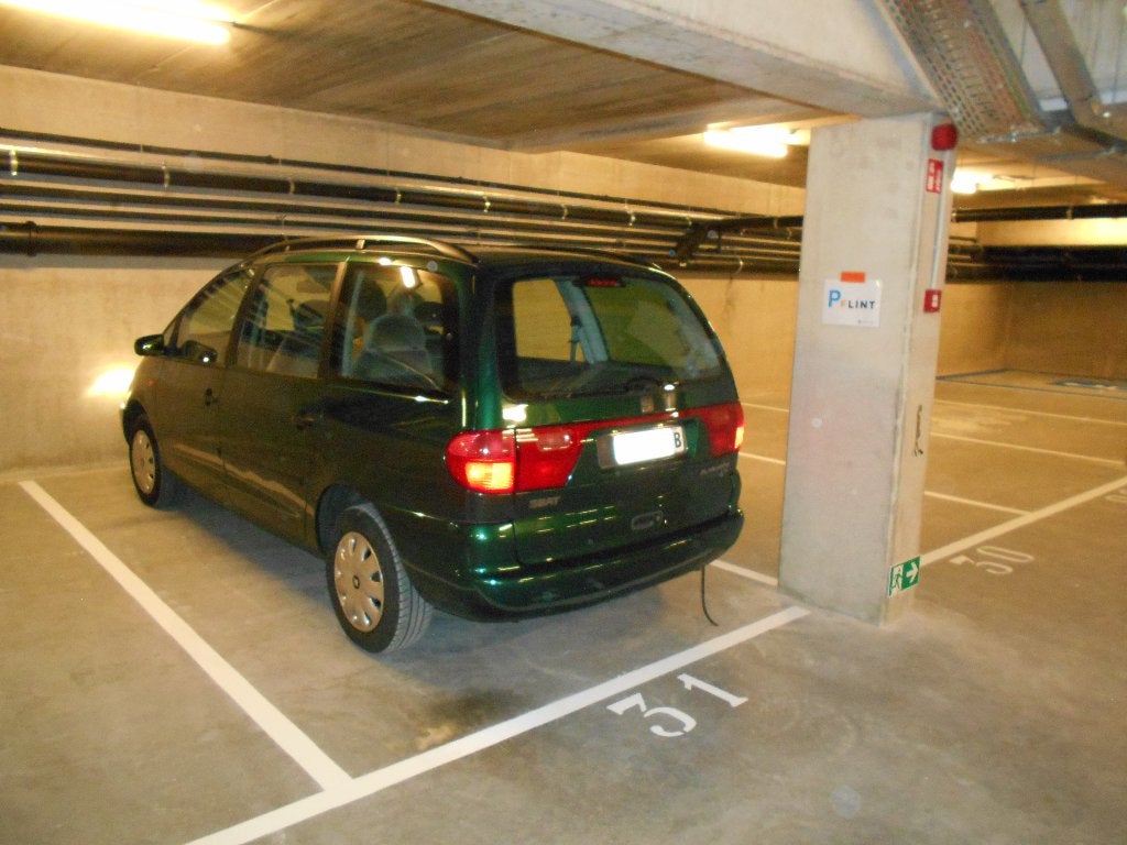 Parking te huur in Leuven, Immo, Garages & Places de parking, Louvain