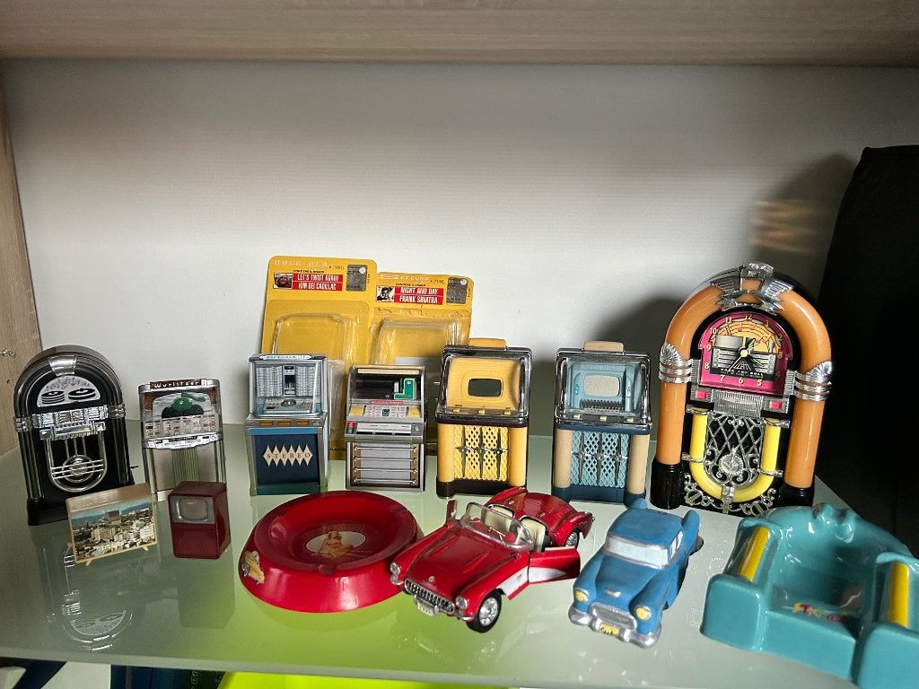 vintage mini jukebox collector verzameling, Verzamelen, Ophalen of Verzenden, Gebruikt, 1970 tot heden, Overige merken