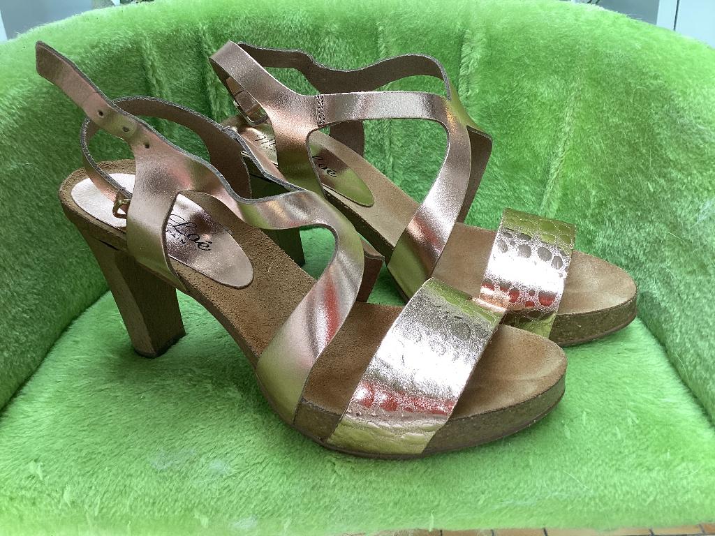 Sandalen Mia Loë maat 39, ANDERE, Overige kleuren, Zo goed als nieuw, Sandalen of Muiltjes