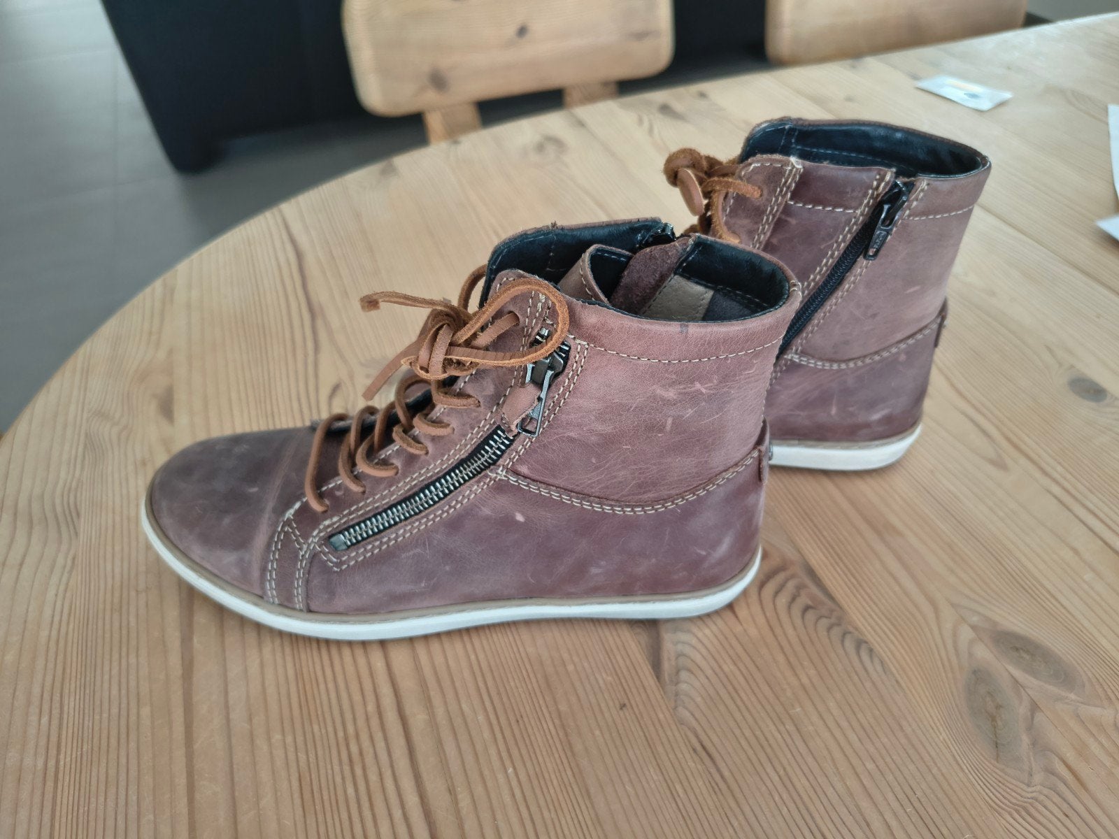 wolky lederen laarsjes / hoge sneakers maat 38, Kleding | Dames, Ophalen of Verzenden, Bruin, Sneakers