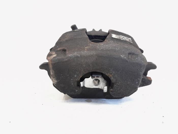 Etrier de frein (pince) avant droit d'un Volkswagen Polo, Autos : Pièces & Accessoires, Volkswagen, -, 3 mois de garantie, Utilisé