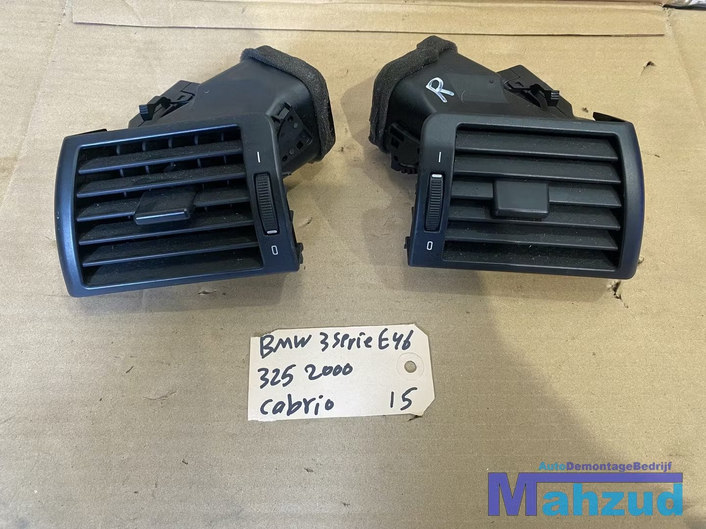 bmw 3 serie E46 luchtrooster dashboard links rechts, Petuelring 130
80788  Munich, DE, Info@bmw.de, Utilisé, BMW