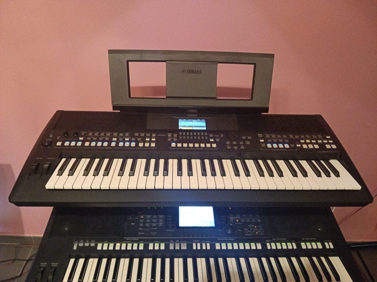 YAMAHA PSR SX 600 et PSR S 750, Musique & Instruments, Enlèvement, Comme neuf, Yamaha