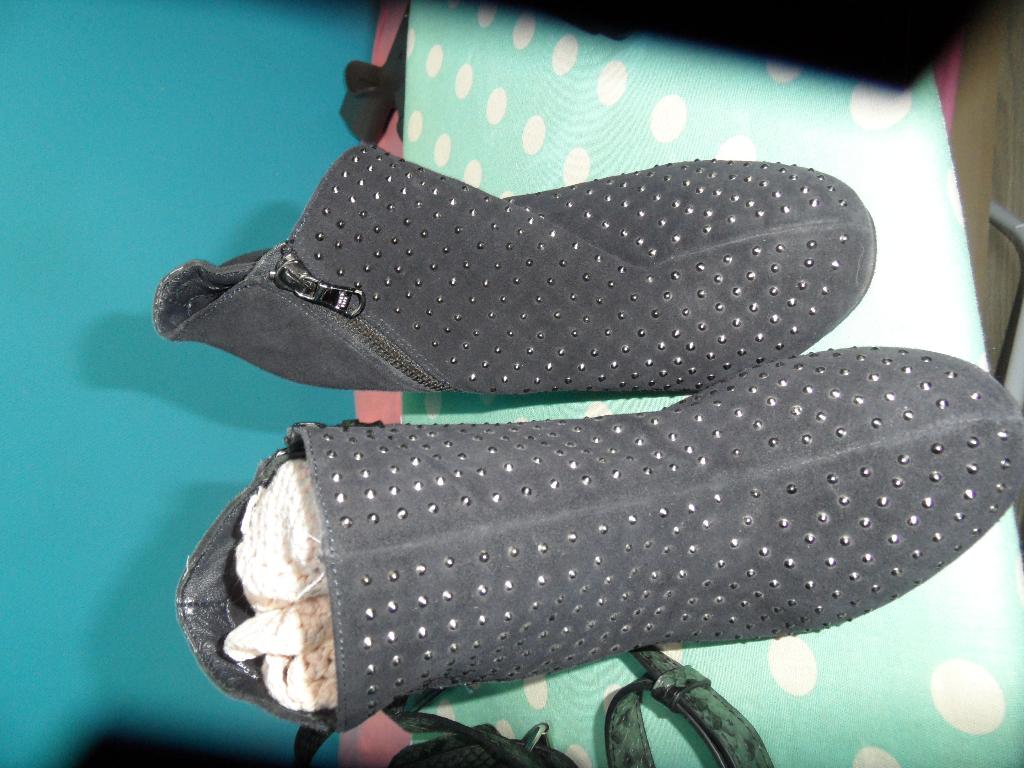 bottion neuf, Vêtements | Femmes, Enlèvement, Neuf, Noir